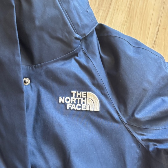 The North Face Jump Down Parka in Summit Navy - Picture 5 of 12